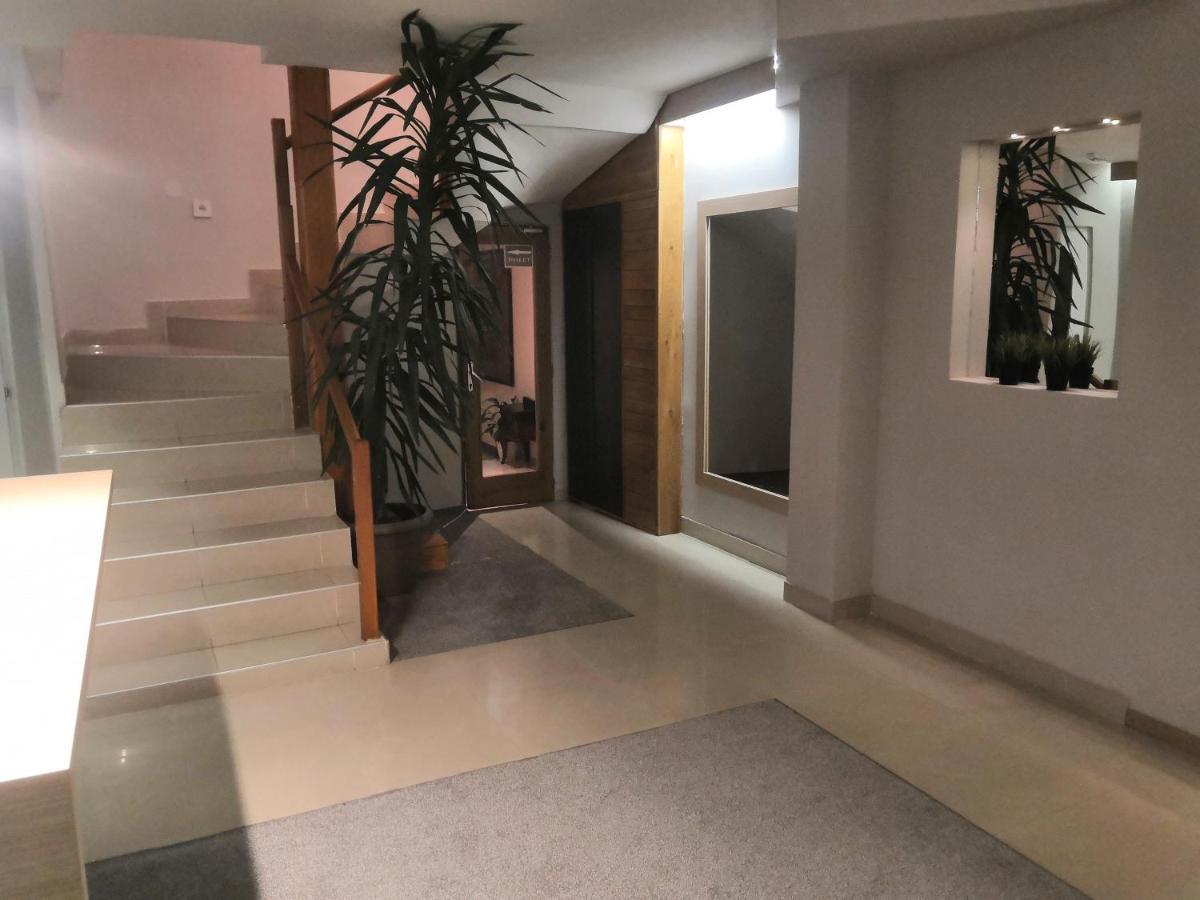 Garni Hotel Vir Vrnjacka Banja Exterior photo