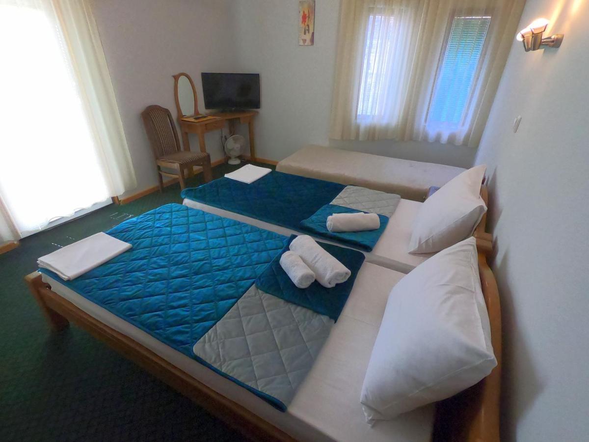 Garni Hotel Vir Vrnjacka Banja Exterior photo